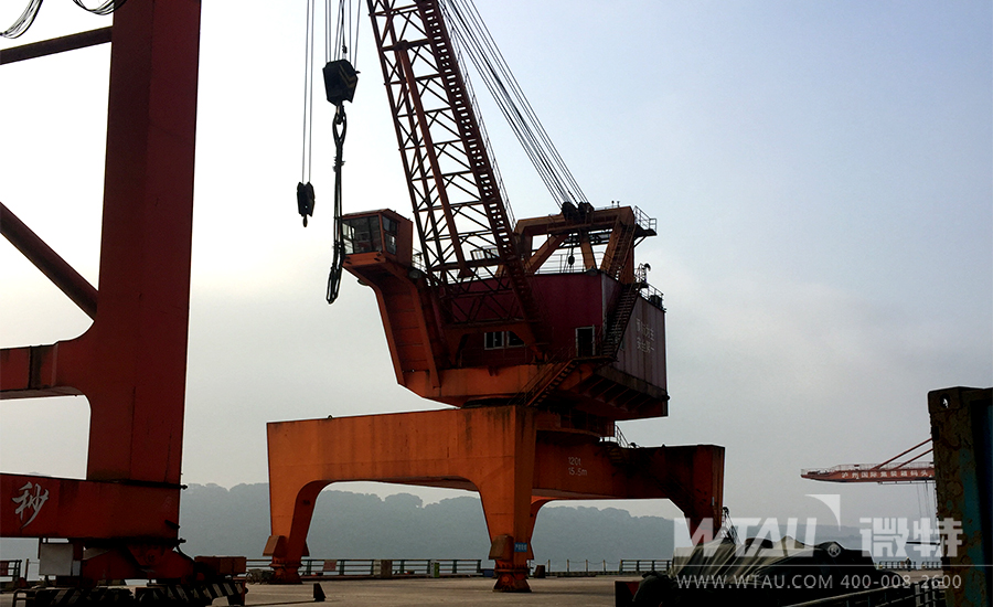 微特力矩限制器為瀘州港120T門座機安全護航
